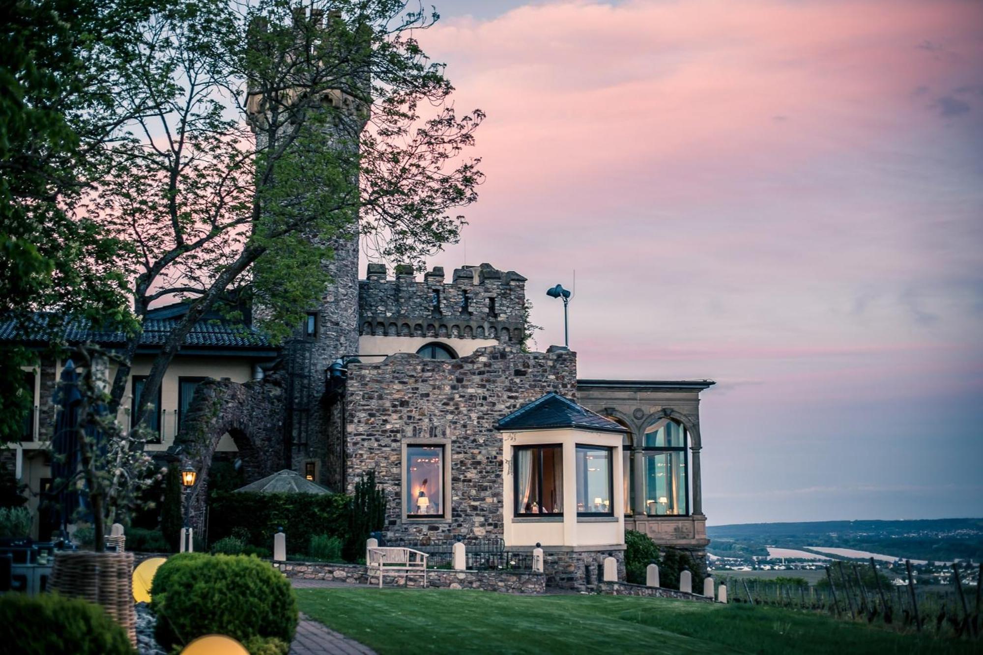Relais & Chateaux Hotel Burg Schwarzenstein Geisenheim Exteriér fotografie